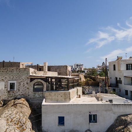 Themed House "Castle Halaros" View 17Th Century Glinado Naxos Exterior foto